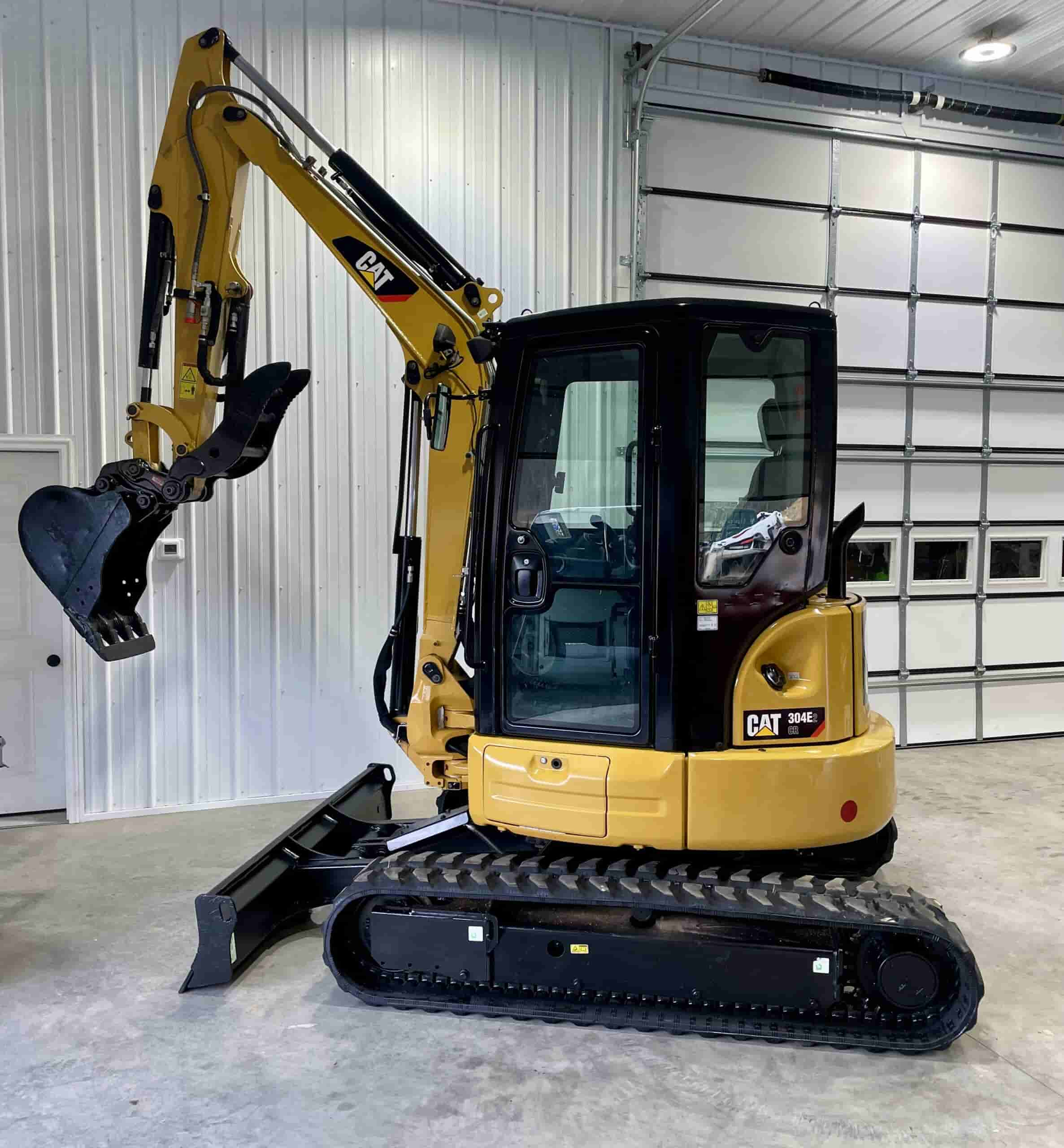 2019 CAT 304E2
